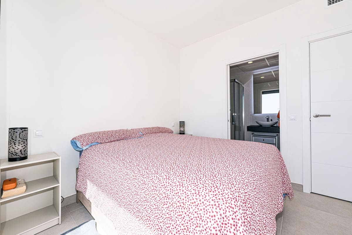 4 chambre Maison de Ville à vendre à Manilva avec piscine garage - 799 000 € (Ref: 9679087)