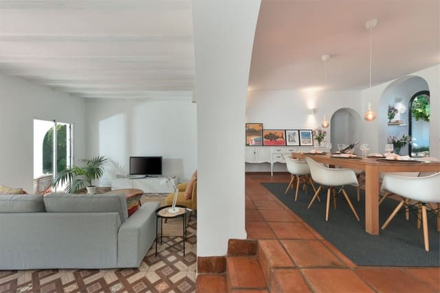 3 slaapkamer Villa te koop in Cabopino, Marbella met zwembad garage - € 1.299.999 (Ref: 9685777)