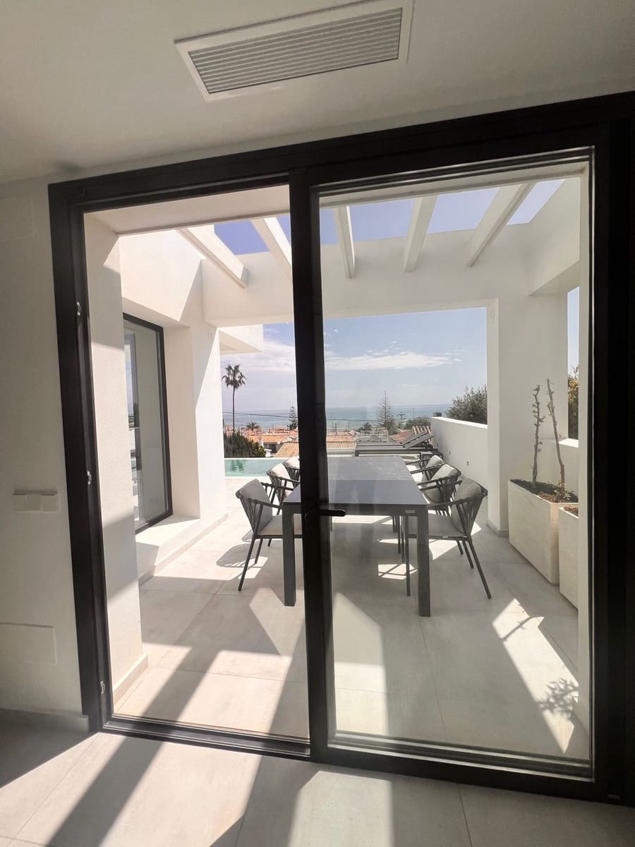 5 chambre Villa/Maison à vendre à Puerto de la Torre avec piscine garage - 1 495 000 € (Ref: 9694528)