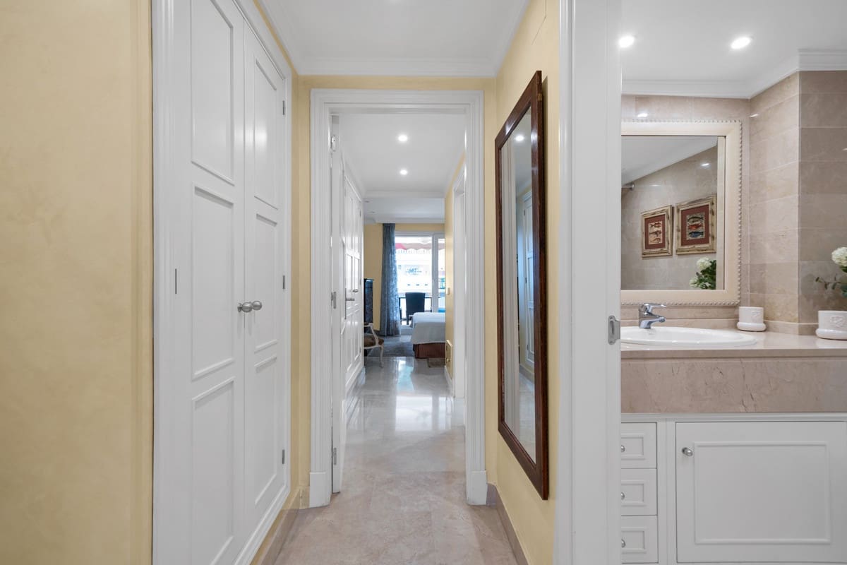 Apartamento Playa de 3 habitaciones en Golden Mile en venta con piscina garaje - 1.395.000 € (Ref: 9697890)