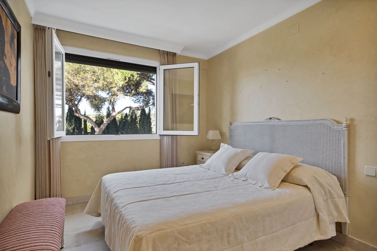 Apartamento Playa de 3 habitaciones en Golden Mile en venta con piscina garaje - 1.395.000 € (Ref: 9697890)