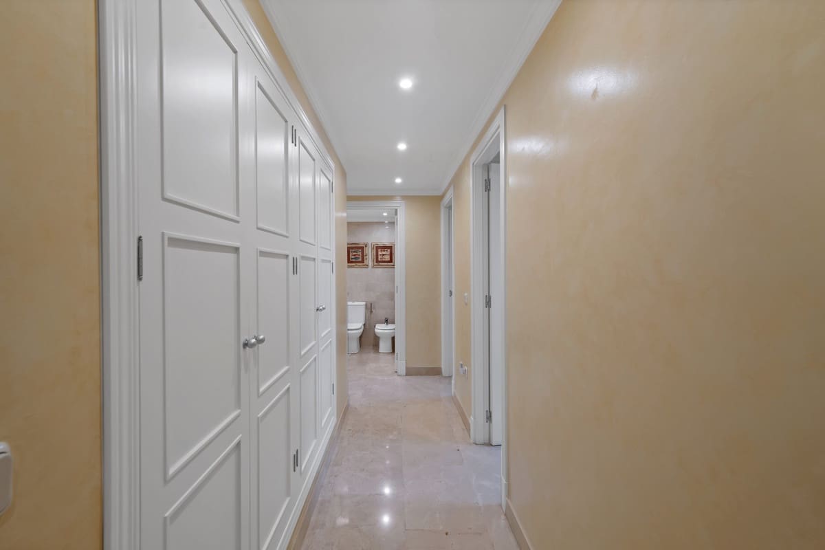 Apartamento Playa de 3 habitaciones en Golden Mile en venta con piscina garaje - 1.395.000 € (Ref: 9697890)