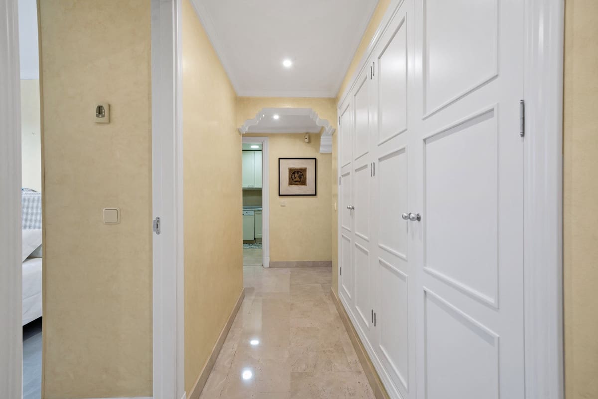 Apartamento Playa de 3 habitaciones en Golden Mile en venta con piscina garaje - 1.395.000 € (Ref: 9697890)