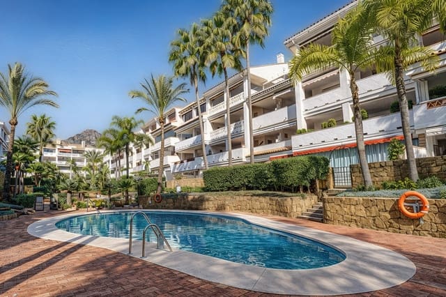 3 bedroom Beach Apartment for sale in Golden Mile, Marbella with pool garage - € 1,395,000 (Ref: 9697890)