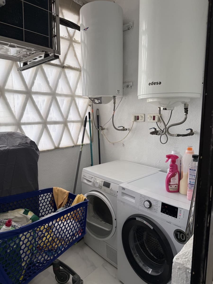 2 bedroom Apartment for sale in Puerto Banus with pool garage - € 799,000 (Ref: 9703332)