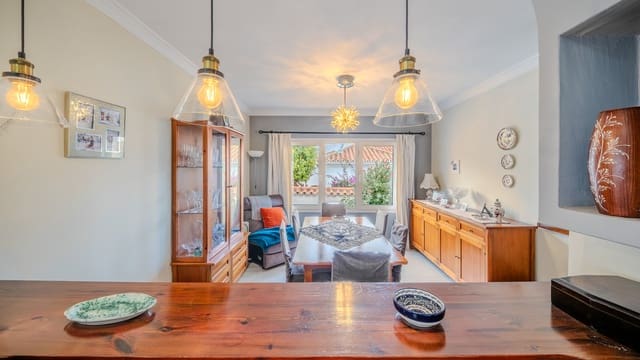 4 slaapkamer Villa te koop in Manilva met zwembad garage - € 849.000 (Ref: 9706107)