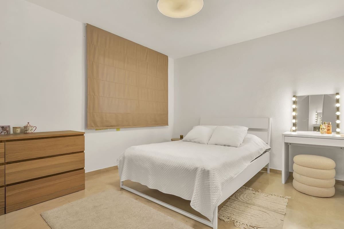 3 camera da letto Appartamento sulla Spiaggia in vendita in Marbella con piscina garage - 625.000 € (Rif: 9709466)