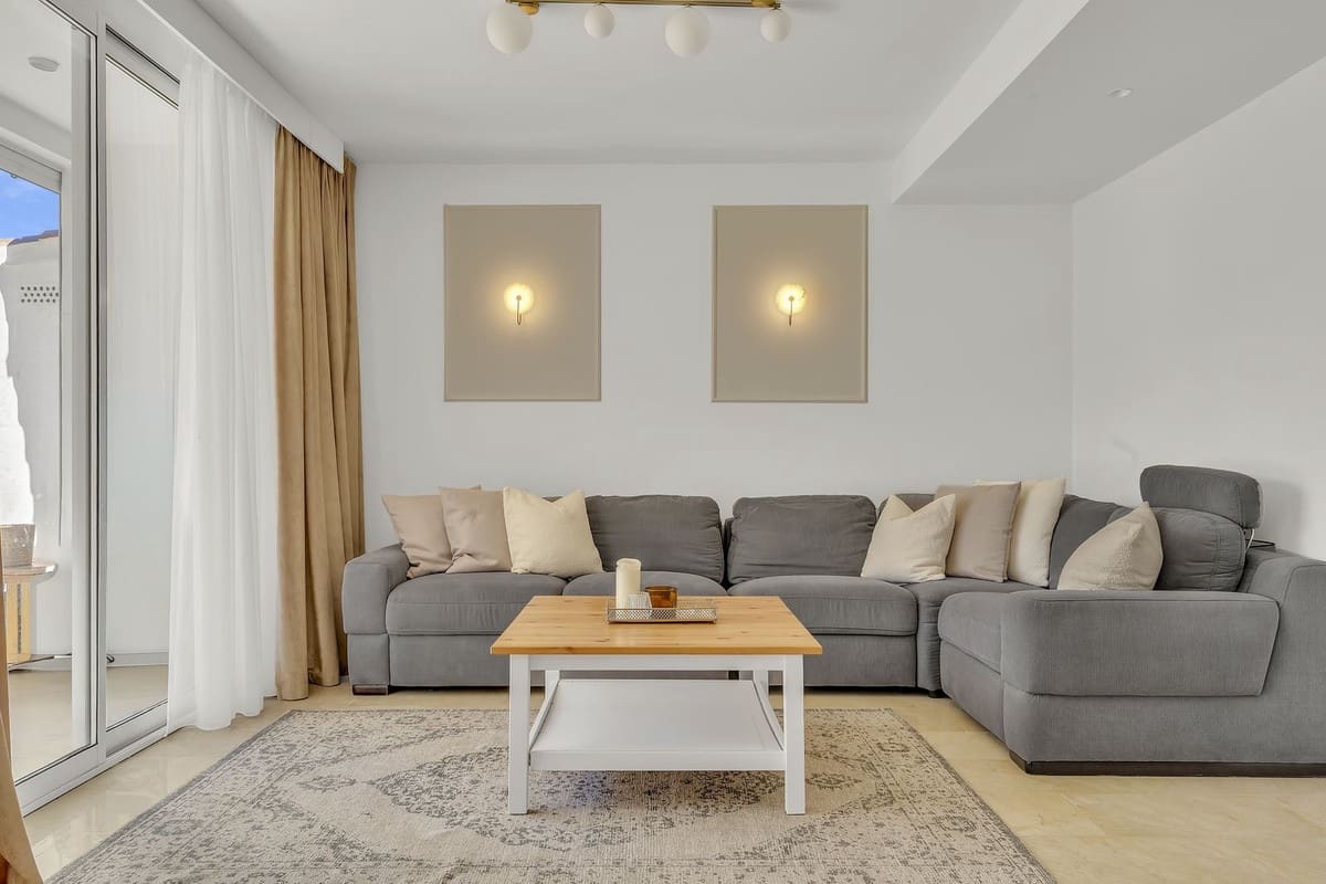 3 camera da letto Appartamento sulla Spiaggia in vendita in Marbella con piscina garage - 625.000 € (Rif: 9709466)