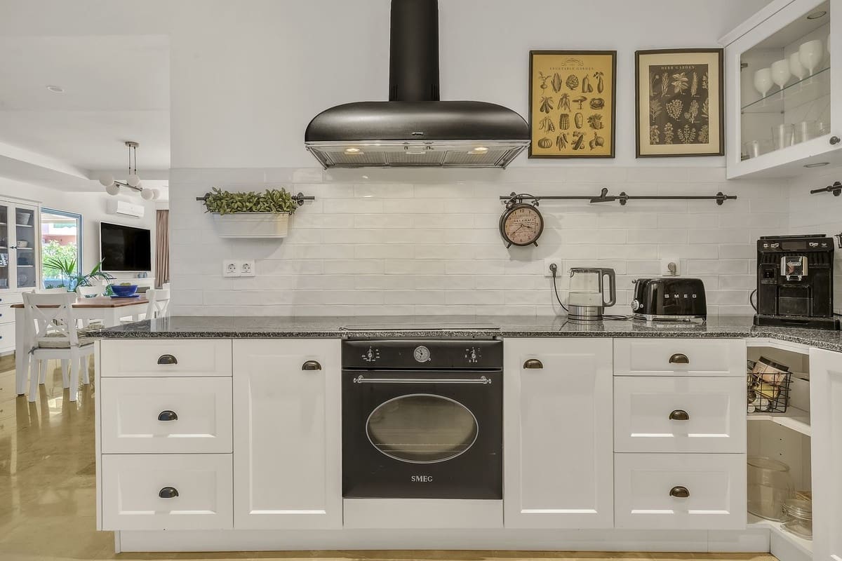 3 camera da letto Appartamento sulla Spiaggia in vendita in Marbella con piscina garage - 625.000 € (Rif: 9709466)