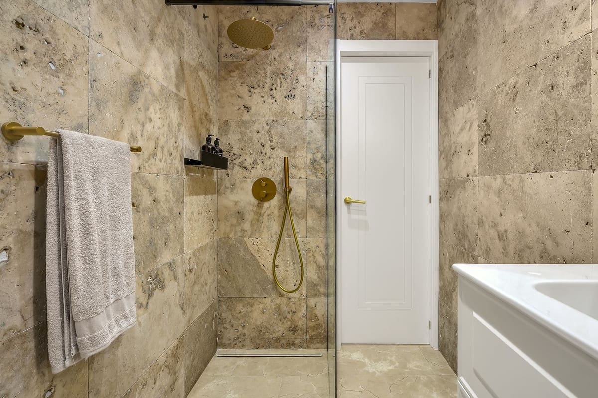 3 camera da letto Appartamento sulla Spiaggia in vendita in Marbella con piscina garage - 625.000 € (Rif: 9709466)