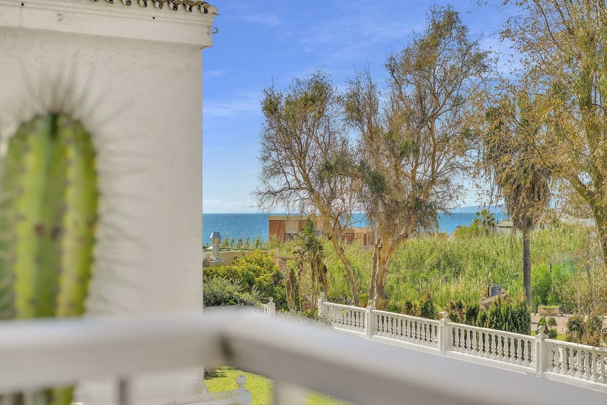 3 camera da letto Appartamento sulla Spiaggia in vendita in Marbella con piscina garage - 625.000 € (Rif: 9709466)