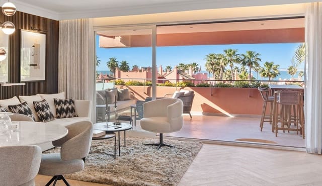 3 bedroom Beach Apartment for sale in Estepona with pool garage - € 1,590,000 (Ref: 9713629)