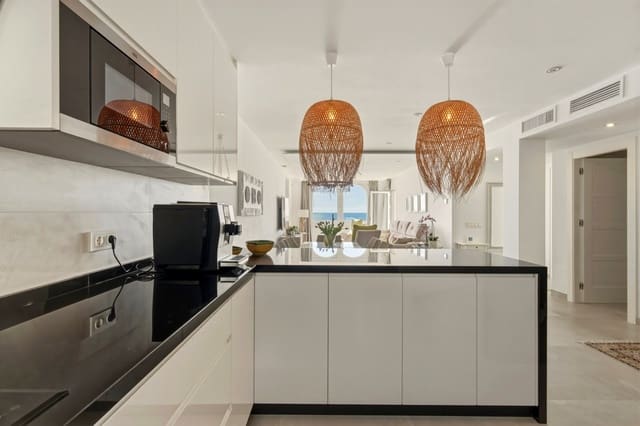 3 chambre Penthouse à vendre à Calahonda, Mijas avec piscine - 1 300 000 € (Ref: 9714334)