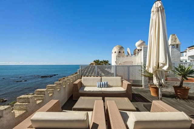 3 chambre Penthouse à vendre à Calahonda, Mijas avec piscine - 1 300 000 € (Ref: 9714334)