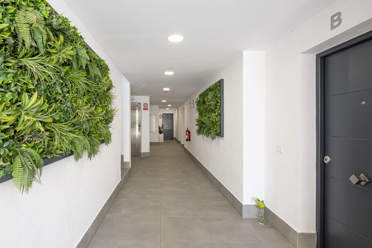 Apartamento de 2 habitaciones en Benahavís en venta con piscina garaje - 480.000 € (Ref: 9714335)