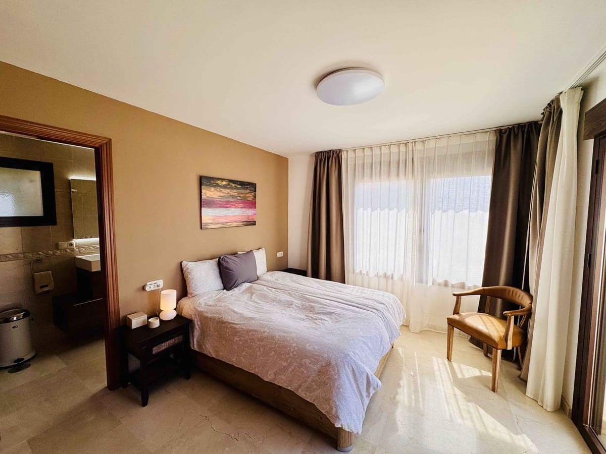 5 Zimmer Villa zu verkaufen in Riviera del Sol mit Pool Garage - 1.495.000 € (Ref: 9716778)