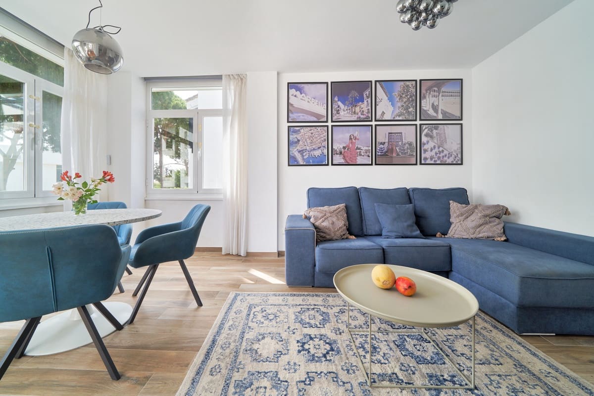 2 slaapkamer Appartement te koop in Elviria met zwembad - € 499.000 (Ref: 9726196)