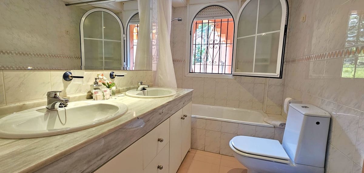 3 camera da letto Appartamento sulla Spiaggia in vendita in El Rosario con piscina garage - 515.000 € (Rif: 9726198)