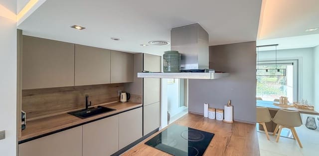 Apartamento de 2 habitaciones en La Cala Golf, Mijas en venta con piscina garaje - 499.000 € (Ref: 9734999)