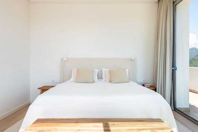 4 sovrum Takvåning till salu i Benahavís med pool garage - 1 249 000 € (Ref: 9745205)