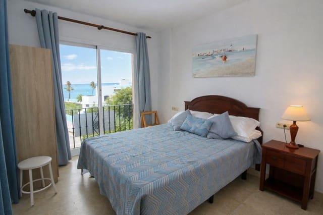 Apartamento de 2 habitaciones en Golden Mile, Marbella en venta con piscina garaje - 650.000 € (Ref: 9745208)