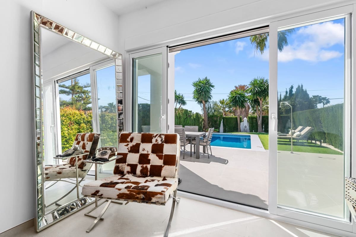 4 bedroom Villa for sale in Cancelada with pool - € 925,000 (Ref: 9745210)