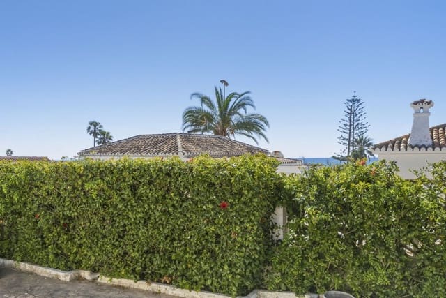 3 camera da letto Bungalow in vendita in El Chaparral, Malaga città con piscina garage - 595.000 € (Rif: 9750866)