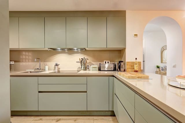 3 soverom Leilighet til salgs i La Duquesa / Puerto de la Duquesa, Manilva med svømmebasseng garasje - € 370 000 (Ref: 9754271)