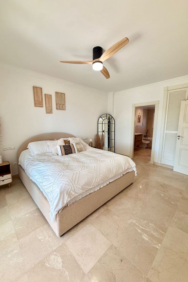 4 soveværelse Villa til salg i Riviera del Sol med swimmingpool garage - € 1.357.000 (Ref: 9755034)