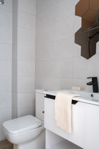 2 sovrum Takvåning till salu i Fuengirola med pool - 385 000 € (Ref: 9770187)