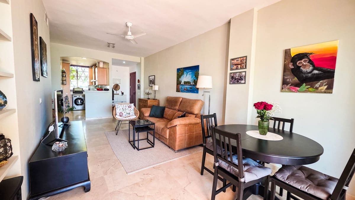 2 slaapkamer Strandappartement te koop in Casares met zwembad garage - € 275.000 (Ref: 9778863)