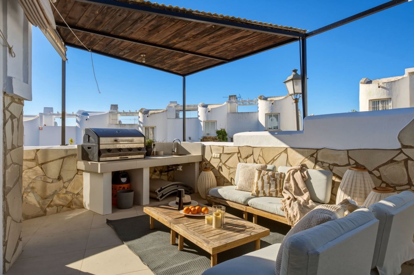 3 slaapkamer Huis te koop in Marbella met zwembad garage - € 485.000 (Ref: 9782509)