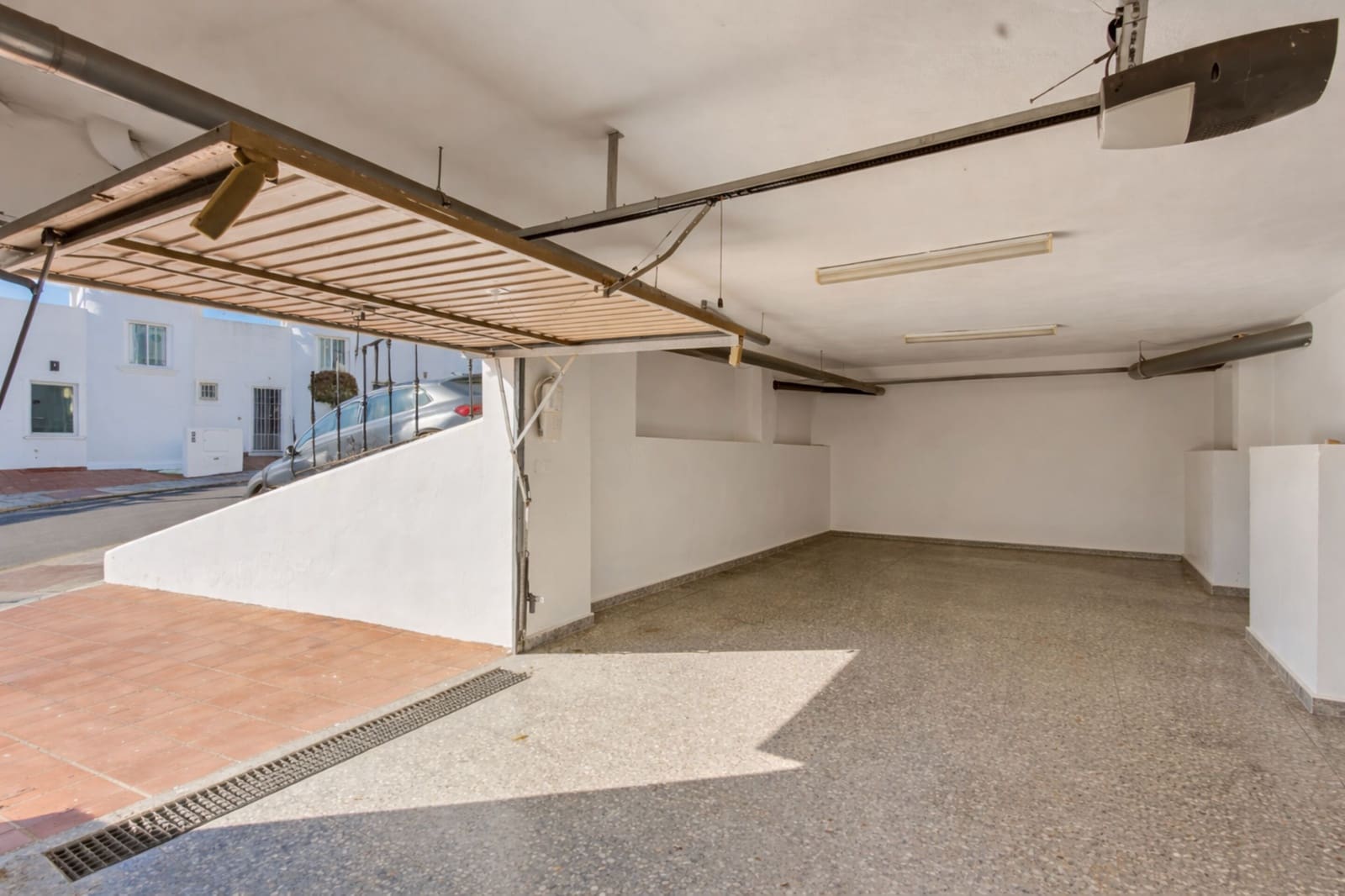 3 slaapkamer Huis te koop in Marbella met zwembad garage - € 485.000 (Ref: 9782509)
