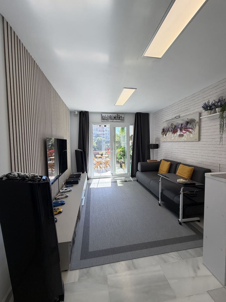 2 sypialnia Apartament na sprzedaż w Riviera del Sol z basenem garażem - 320 000 € (Ref: 9782857)