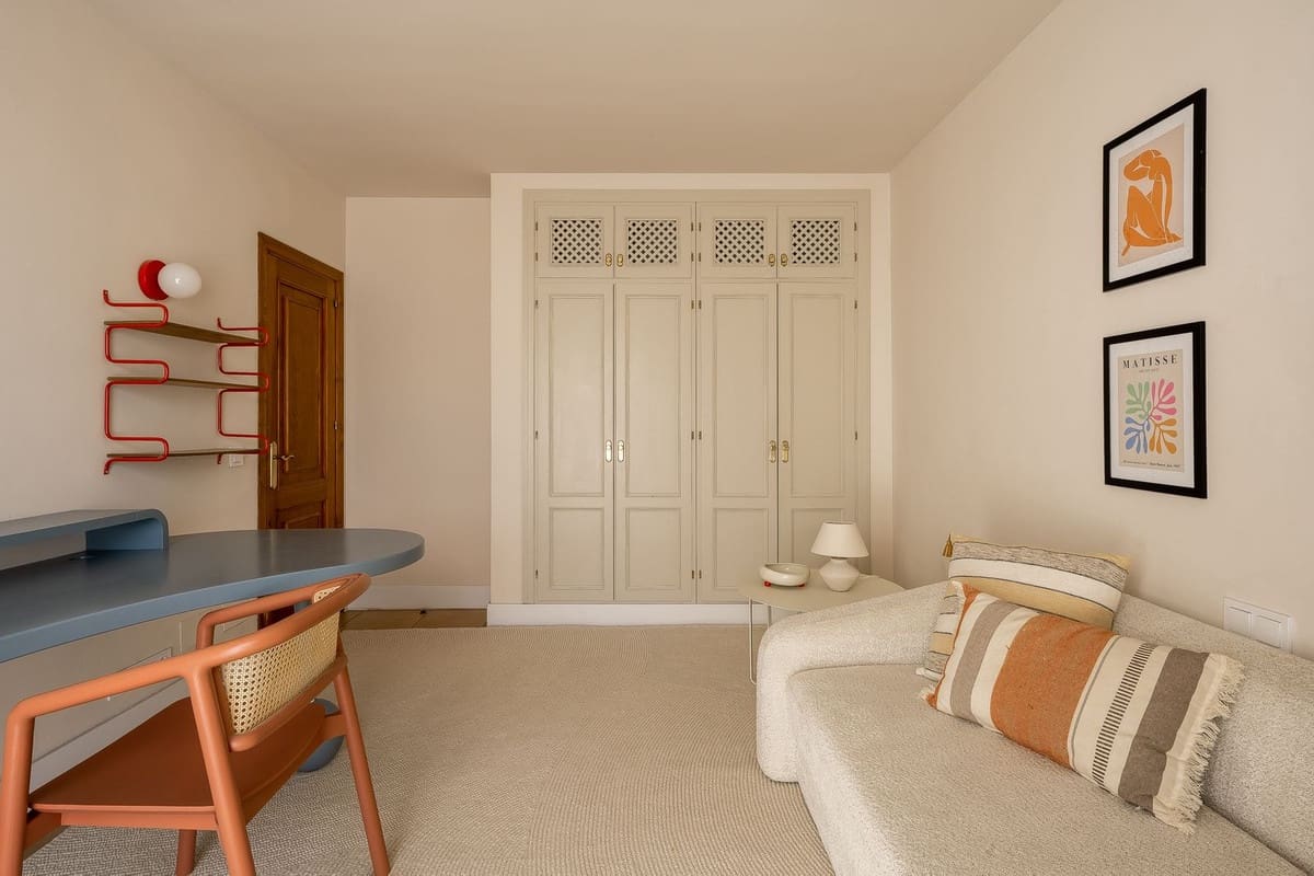 7 sypialnia Willa na sprzedaż w El Rosario z basenem garażem - 2 200 000 € (Ref: 9782862)