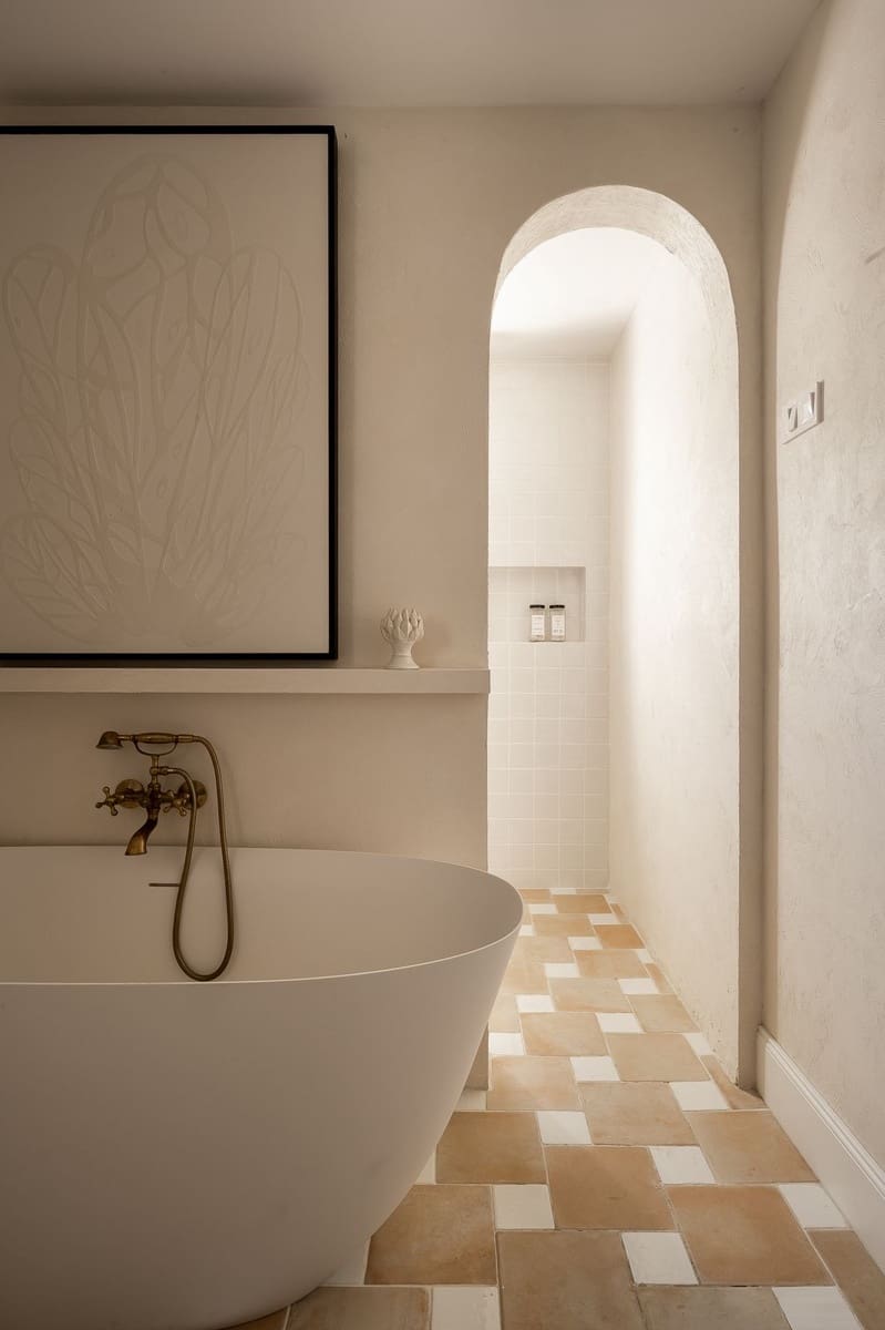 7 sypialnia Willa na sprzedaż w El Rosario z basenem garażem - 2 200 000 € (Ref: 9782862)