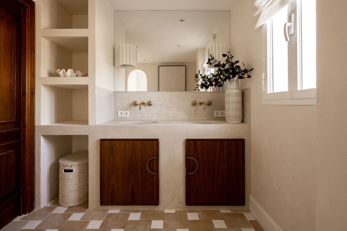 7 sypialnia Willa na sprzedaż w El Rosario z basenem garażem - 2 200 000 € (Ref: 9782862)