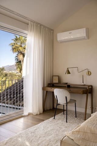 7 sypialnia Willa na sprzedaż w El Rosario, Marbella z basenem garażem - 2 200 000 € (Ref: 9782862)