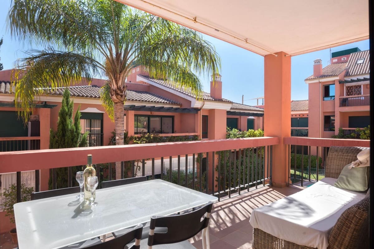 2 slaapkamer Appartement te koop in Marbesa met zwembad garage - € 389.000 (Ref: 9787880)