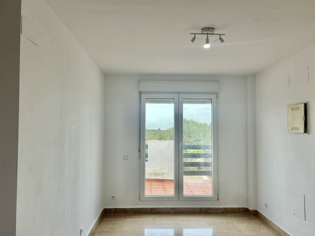 2 quarto Apartamento para venda em Manilva com piscina garagem - 195 000 € (Ref: 9789828)