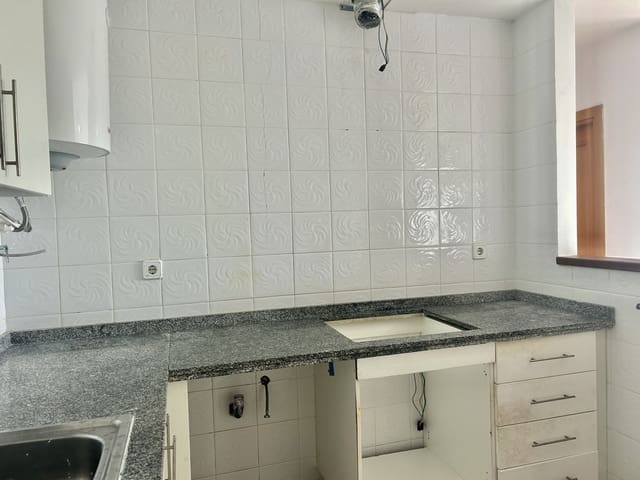 2 quarto Apartamento para venda em Manilva com piscina garagem - 195 000 € (Ref: 9789828)