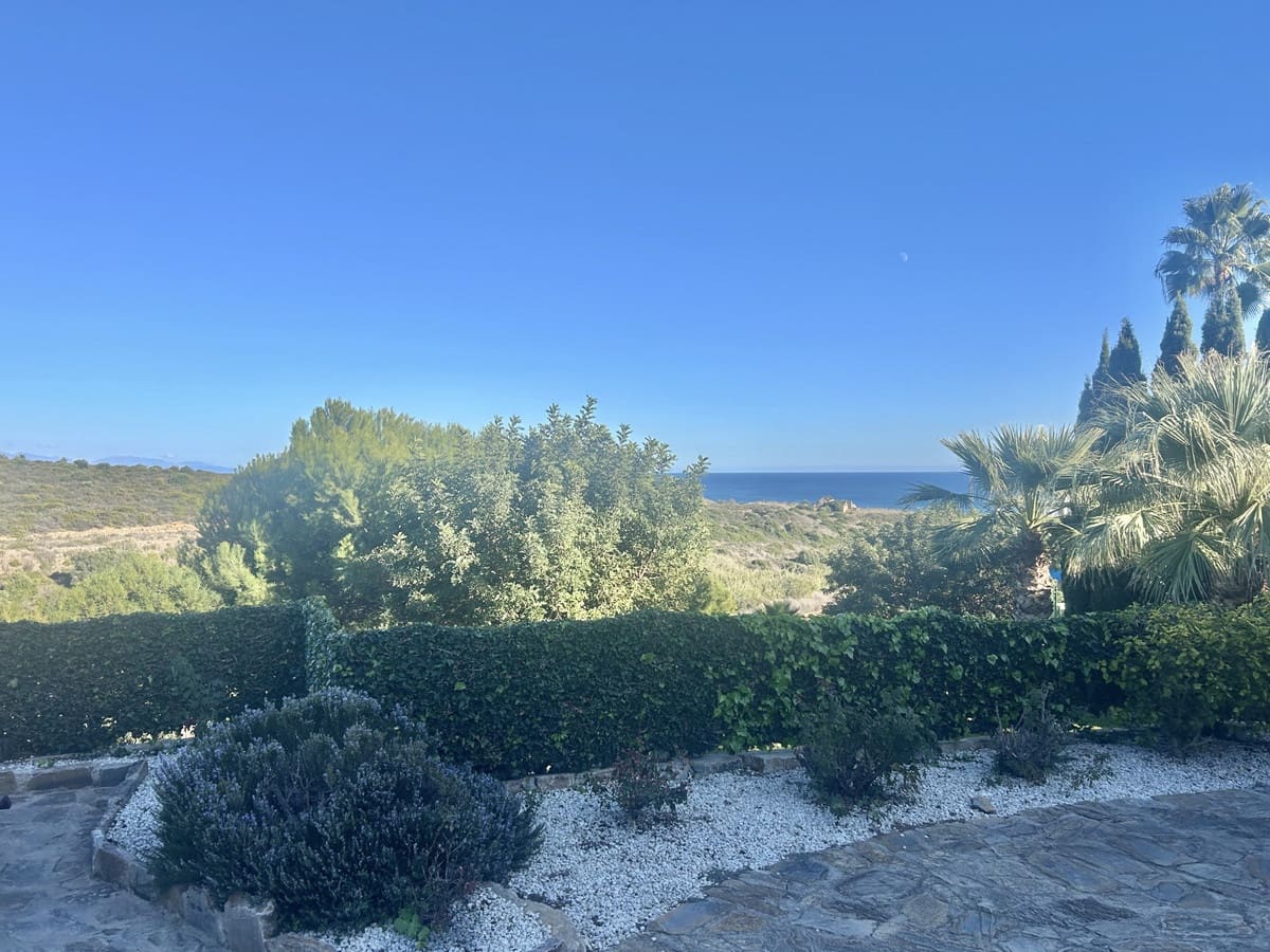 2 quarto Apartamento para venda em Manilva com piscina garagem - 195 000 € (Ref: 9789828)