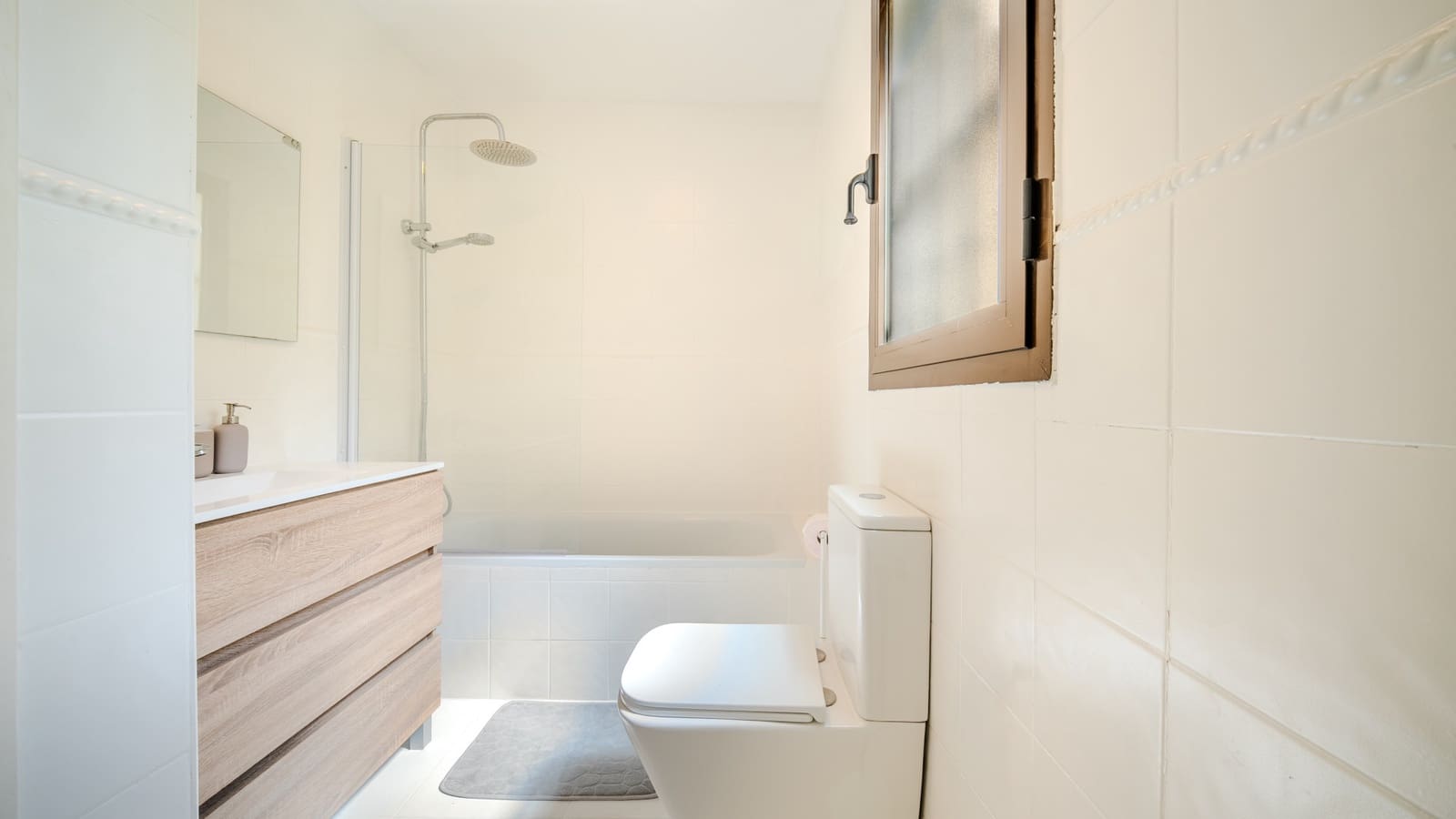 3 slaapkamer Huis te koop in Casares met zwembad garage - € 275.000 (Ref: 9795151)