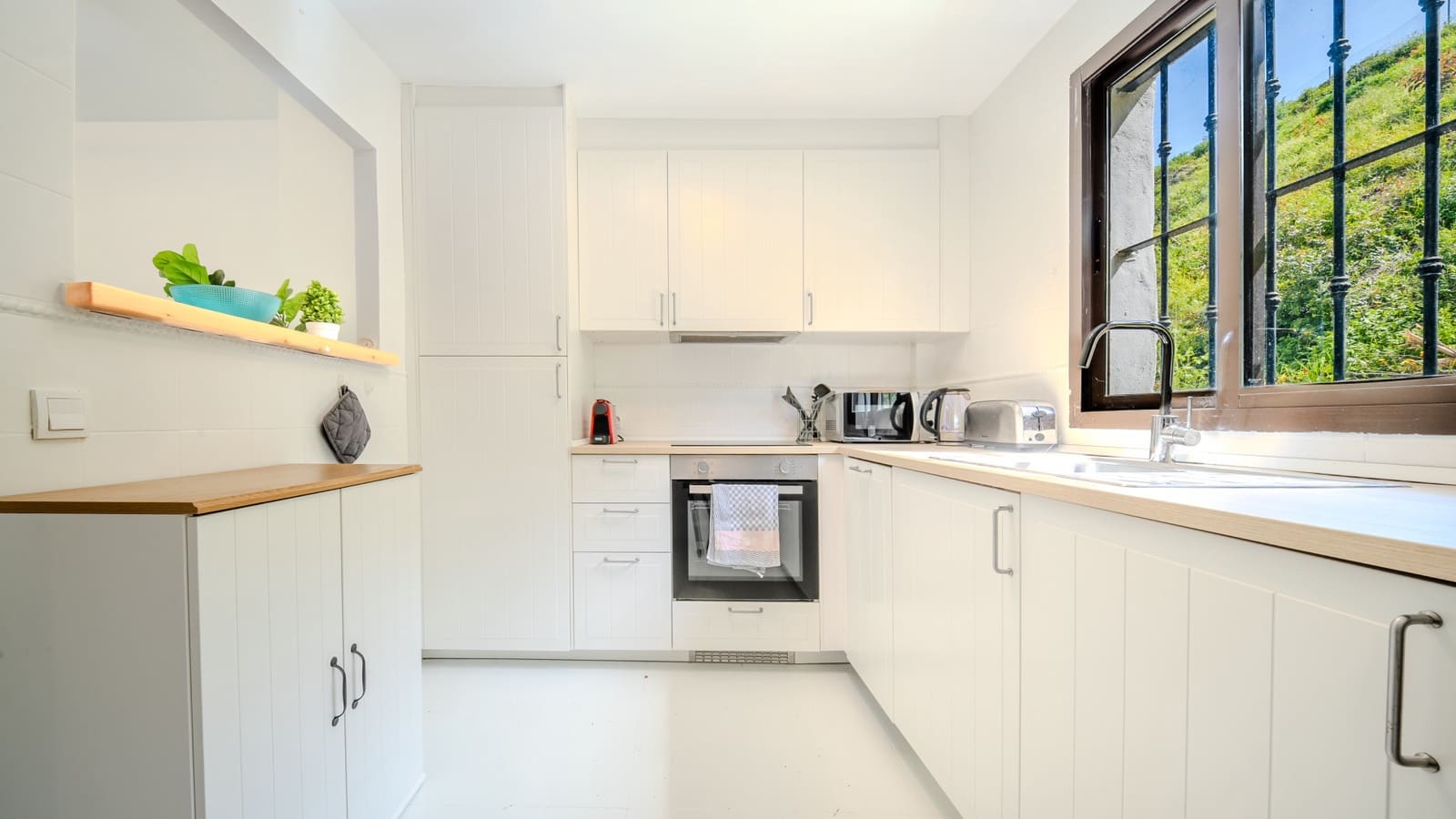 3 slaapkamer Huis te koop in Casares met zwembad garage - € 275.000 (Ref: 9795151)