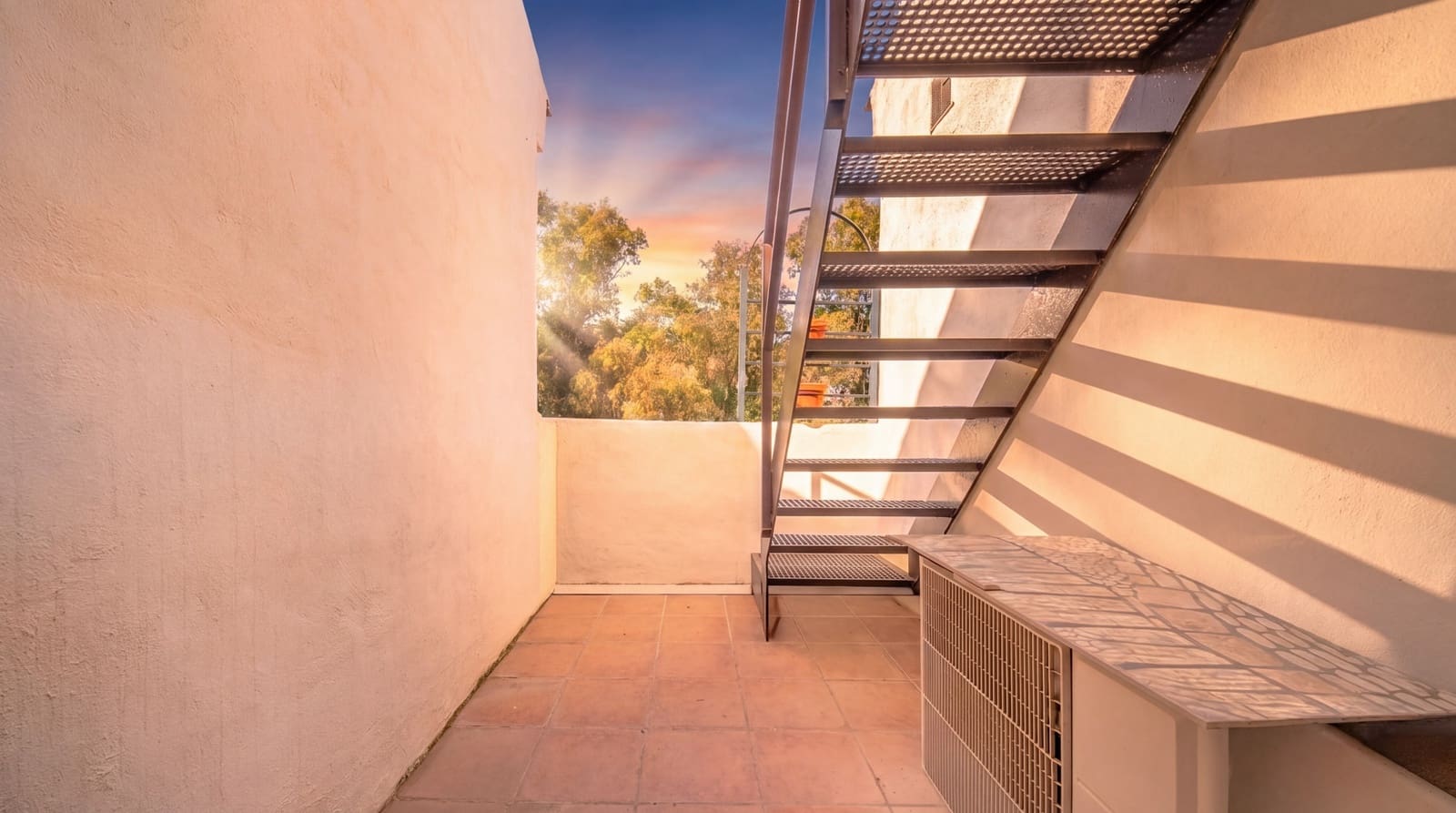 3 slaapkamer Huis te koop in Casares met zwembad garage - € 275.000 (Ref: 9795151)