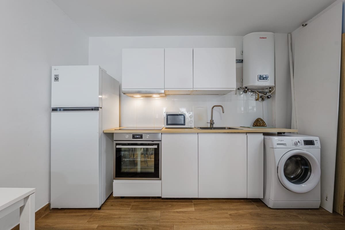 2 makuuhuone Huoneisto myytävänä paikassa La Cala de Mijas mukana uima-altaan - 289 000 € (Ref: 9797666)