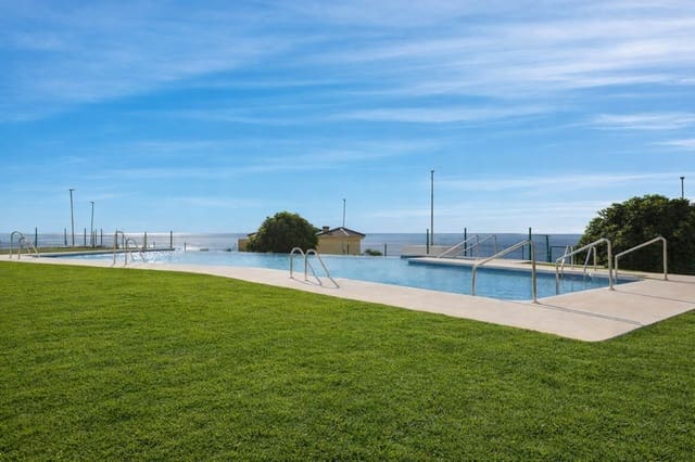 3 soveværelse Strandlejlighed til salg i Casares med swimmingpool garage - € 660.000 (Ref: 9800292)