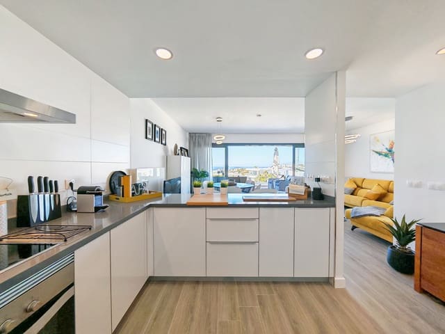 3 chambre Penthouse à vendre à Cabopino, Marbella avec piscine - 1 050 000 € (Ref: 9802901)