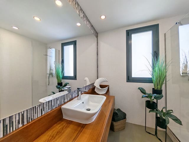 3 chambre Penthouse à vendre à Cabopino, Marbella avec piscine - 1 050 000 € (Ref: 9802901)