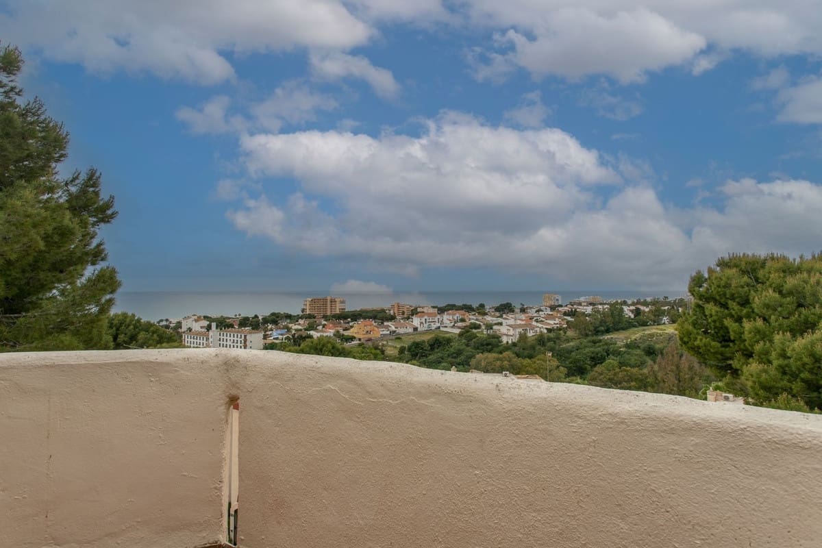 Apartamento de 2 habitaciones en Riviera del Sol en venta con piscina garaje - 310.000 € (Ref: 9805526)